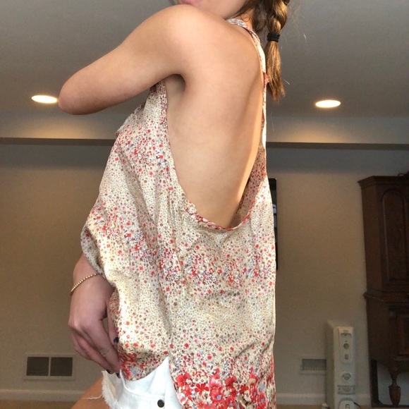 Floral print top - Picture 2 of 7